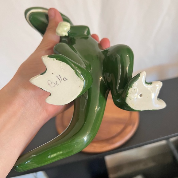 T Rex Ceramic Sculpture - Picture 4 of 6